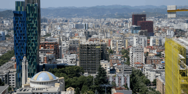 Çmimet e apartamenteve te kullat e luksit në Tiranë arrijnë 10 mijë euro/m2