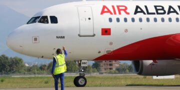 Air Albania nis fluturimet Tiranë-Vjenë