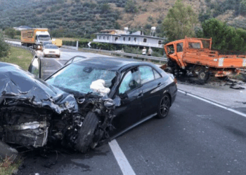 AKSIDENTET/ Të rinj dhe të “pamatur” në timon? Kush janë në të vërtetë shoferët më të rrezikshëm