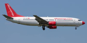 Avioni i Albawings pëson avari në 11 000 metra