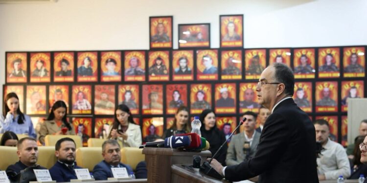 Presidenti Bajram Begaj shpallet “Qytetar Nderi” i Gjilanit