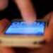 Shqiptarët harxhojnë 4.5% të të ardhurave vjetore për komunikimin me celular