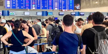 Mirupafshim pasaportave dhe biletave fizike në aeroporte për tre vjet! Nis revolucioni digjital në udhëtimet me avion