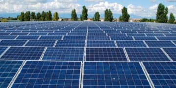 KESH, impiant diellor 50 MWp në Belsh – Miratohet kredia 30 mln euro nga BERZH, kosto totale është 40 mln euro