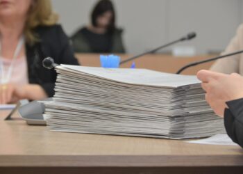 Listat jo vetëm që nuk u hapën, por u mbyllën edhe më shumë?