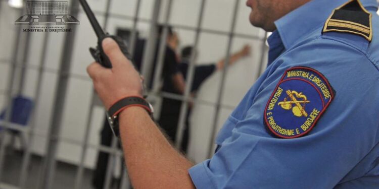 Sezon tenderësh, 14 milion euro për uniformat e Policisë së Burgjeve