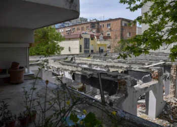 Tirana, një oaz i nxehtë betoni