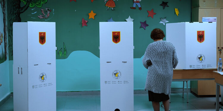 TABELAT/ PD kap kreun, Jorida Tabaku ndryshon strategji, Agron Shehaj vijon ritmin: Sa shpenzoi secili kandidat në META gjatë javës së fundit