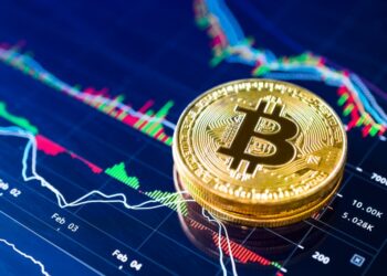Bitcoin i rikthehet rritjes së fortë, kalon mbi 103 000 USD