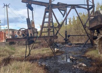 Tenderi i Albpetrol që flet mbi zhvatjen masive të naftës shqiptare: Pusi CA-58, Stream Oil, ARMO dhe babëzia ndaj pasurive nëntokësore