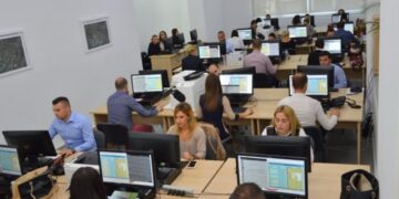 Tmerri nga SPAK, buxhetit i dalin tepër mbi 400 milionë euro: Paratë mblidhen nga taksapaguesit, por nuk shpërndahen