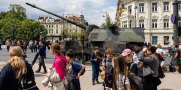 RIKTHIMI/ Gjermania po ndërton një ushtri të madhe dhe të frikshme