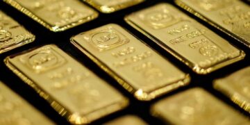 Rriten pasiguritë, bankat qendrore gjejnë strehë te ari: Blihen 1 000 ton brenda vitit