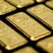 Rriten pasiguritë, bankat qendrore gjejnë strehë te ari: Blihen 1 000 ton brenda vitit