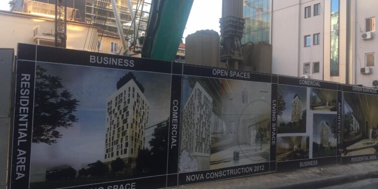 Vdiq punëtori boshnjak, arrestohet inxhinieri Dario Hoxha dhe shpallet në kërkim administratori i Nova Construction Enea Kaçi