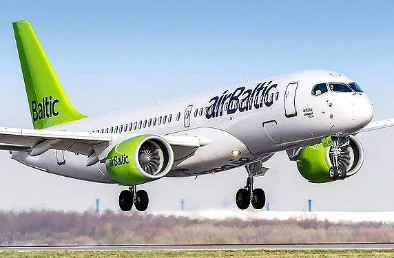 AirBaltic nis fluturimet direkte nga Tirana drejt Talinit dhe Vilniusit me avionët A220