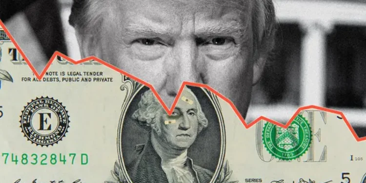 Vapa dhe Trump “shkrijnë” Dollarin përballë Lekut, bien dhe Paundi me Euron