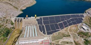 Shqipëria në prag krize energjetike, KESH zbraz xhepat: Mbi 26 milionë euro blerje për një javë