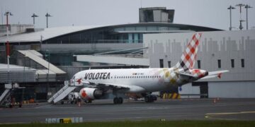 TRAGJIKE/ Një person thithet nga motori i avionit në aeroportin e Bergamos