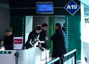 REVOLUCION/ Tani nuk nevojitet pasaporta për fluturimet brenda Italisë dhe nga Italia drejt vendeve Shengen