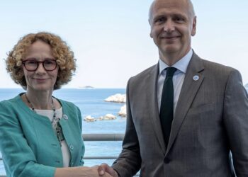 Sekretari i Përgjithshëm i RCC-së, Amer Kapetanoviç, takon Zëvendëssekretaren e Përgjithshme të NATO-s, Radmila Shekerinska