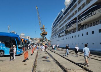 Pas shqiptarëve të Kosovës bie edhe numri i vizitorëve italianë në Shqipëri