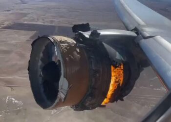 Çfarë ndodh kur prishet njëri motor i avionit në ajër