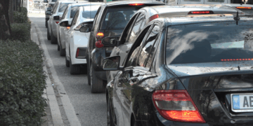 STATISTIKAT/ Tirana ka më shumë makina, por Durrësi renditet i pari për raportin banorë/automjete