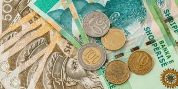 Luftë CASH-it, masat që do të ndërmerren deri në 2030 për të zhdukur paranë fizike