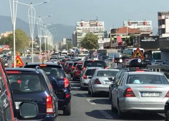 GRAFIKËT/ Sigurimet, rritën të ardhurat gjatë gjashtëmujorit të parë, çfarë po ndodh me dëmshpërblimet