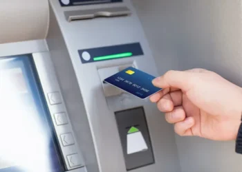 Infrastruktura bankare, sa ATM ka Shqipëria për frymë? Transformimi i sistemit të pagesave në vend dhe krahasimi me rajonin e Europën