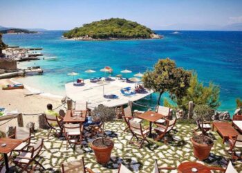 “Arsyet e rënies së turizmit në verë, nga balanca cilësi – shërbim te konkurrenca”