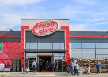 Viva Fresh hyn në tregun shqiptar, finalizohet shitja e SPAR Albania