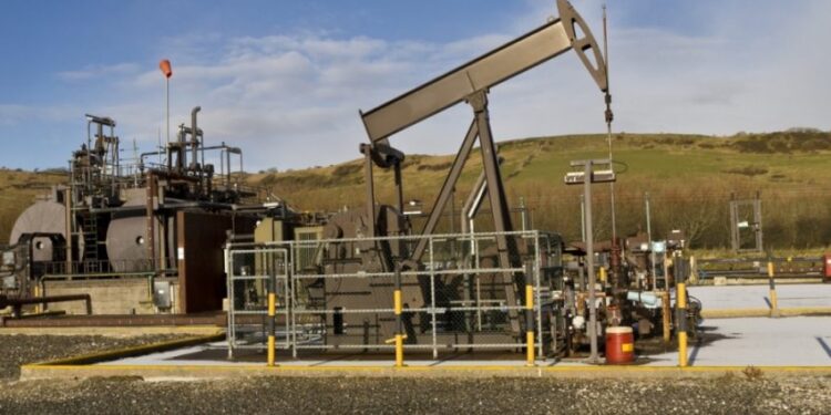 Të përhershmit Frident Kuqi dhe Dionis Likometa shpallen fitues të ankandit për 101 mijë ton naftë të Albpetrol, çfarë zbuloi KLSH