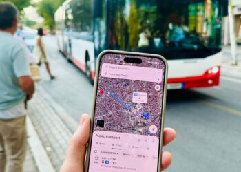 Tani qytetarët dhe turistët mund të ndjekin LIVE lëvizjen e autobusëve në Tiranë