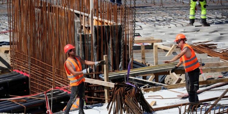 Rritet ndjeshëm numri i indianëve që punojnë në Shqipëri, po ashtu edhe i filipinasve