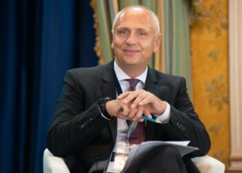 Kapetanoviç nga Tirana: Zgjerimi i Europës nuk mund të mbahet mend si lodhje, por rinovim