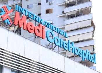 EMRAT/ “Internacional Medicare Hospital” nuk deklaroi 1 mln euro fitime, përdorte produkte të ndaluara, në pranga administratori e shpallen në kërkim 2 aksionerët
