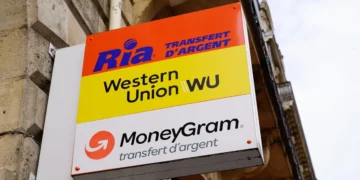 Komisionet e larta, kompanitë e dërgesave të parave grijnë emigrantët: Mbi 20 euro tarifë për 345 euro