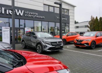 Mercedes-Benz zhvendos prodhimin nga Berlini në Poloni, për shkak të kostove të larta dhe konkurrencës kineze