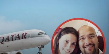 Gruaja zbulon tradhtinë e burrit gjatë fluturimit, avioni bën ulje emergience