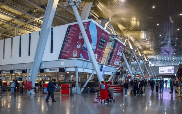 TIA shënon rekordin e radhës, 8 106 fluturime dhe mbi 1.4 milionë pasagjerë gjatë gushtit