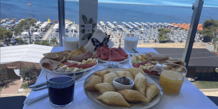 Shërbimet dhe tregtia patën rritjen më të lartë të pagave