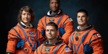 NASA rikthen njeriun në Hënë pas 50 vitesh, katër astronautë gati për misionin historik