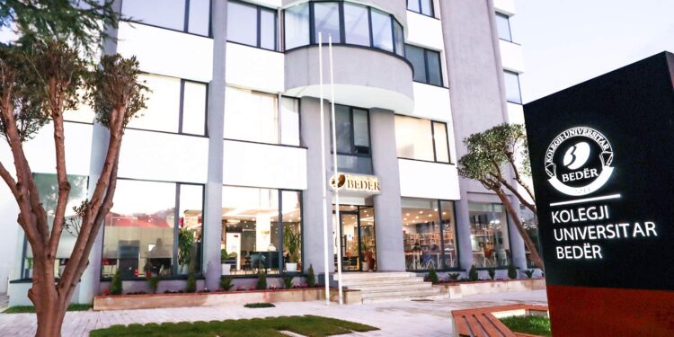 Gjuha dhe Letërsia Angleze: Arti dhe tregu i një disipline të domosdoshme