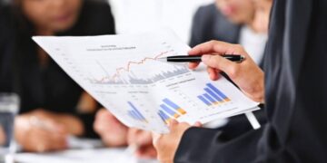 Bien treguesit e besimit te ekonomia gjatë gushtit, “mbahen” ndërtimi dhe tregtia