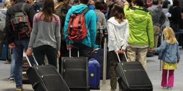 EUROSTAT thotë se 1 milionë shqiptarë ikën nga vendi gjate 16 viteve të fundit