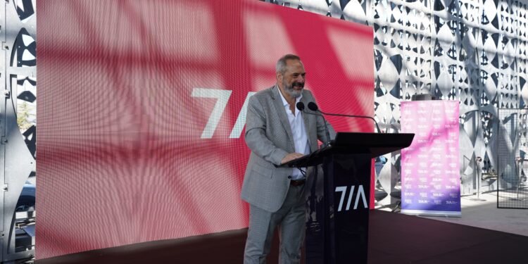 Aeroporti Ndërkombëtar i Tiranës mirëpret zgjerimin më të madh të Wizz Air në Shqipëri