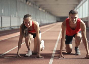 Erdhi matriarkati, gratë më të shkolluara dhe jetojnë më gjatë se burrat