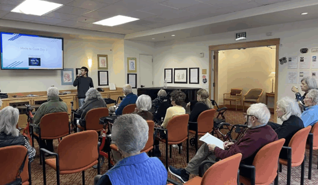 Në epokën e teknkologjisë, në SHBA Inteligjencën Artificiale po e mësojnë edhe të moshuarit